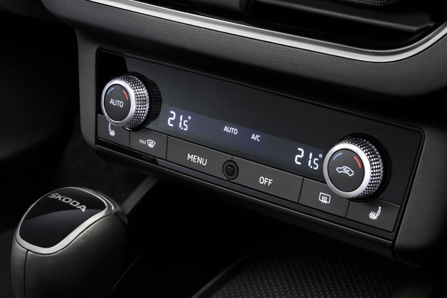 Детали интерьера Skoda Scala 2019 года  (WW) (фото 39 из 78)